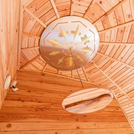 The Forest Sea Dome * Warna